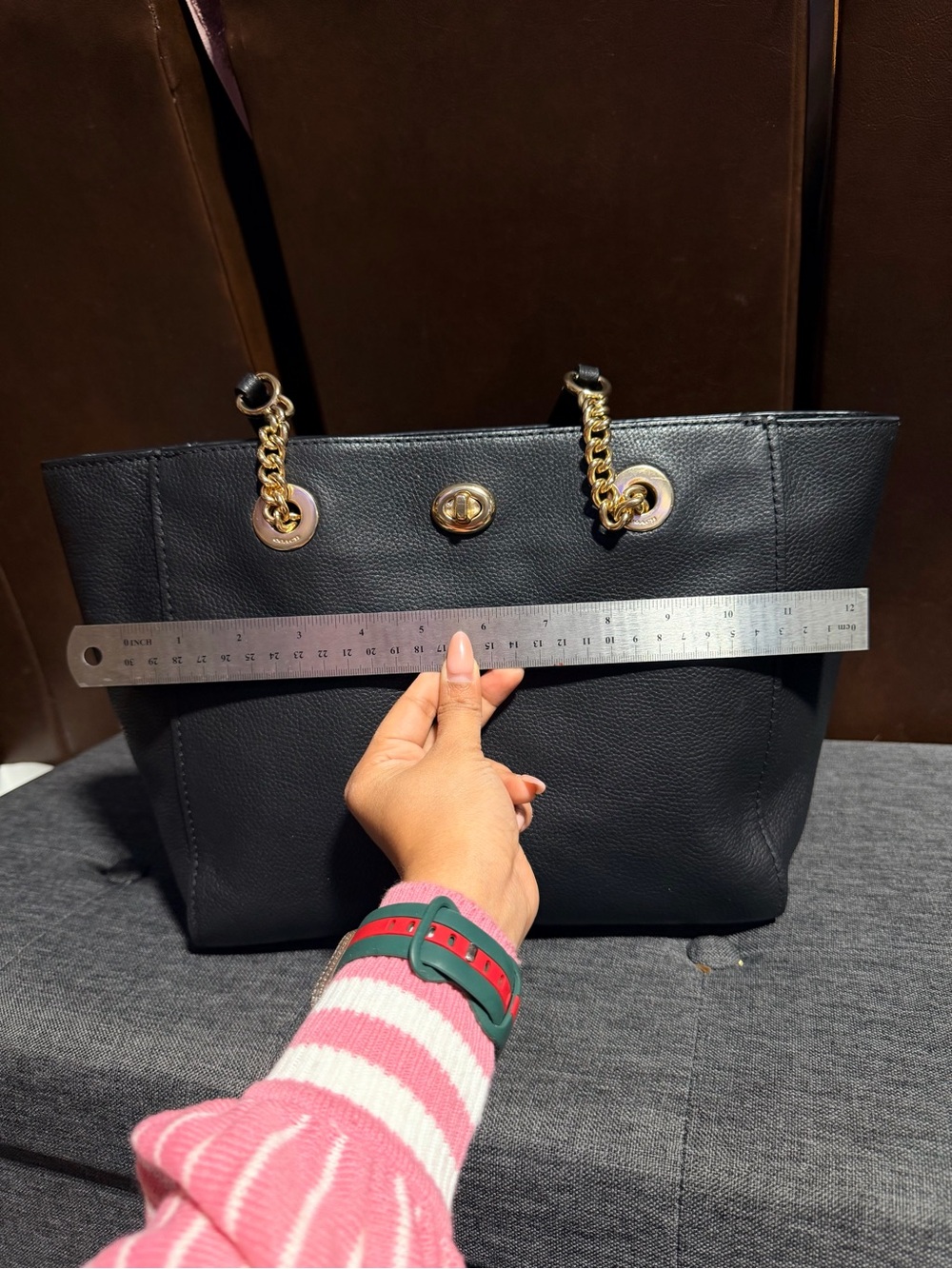 Coach Black Leather Tote with Gold Chain Details - Picture 4 of 13